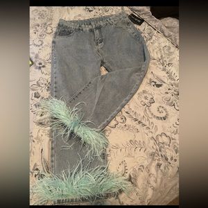 Feather detailed jeans